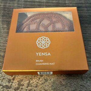 Yensa Brush Cleansing Mat